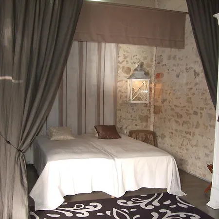 La Maison Salee Bed & Breakfast